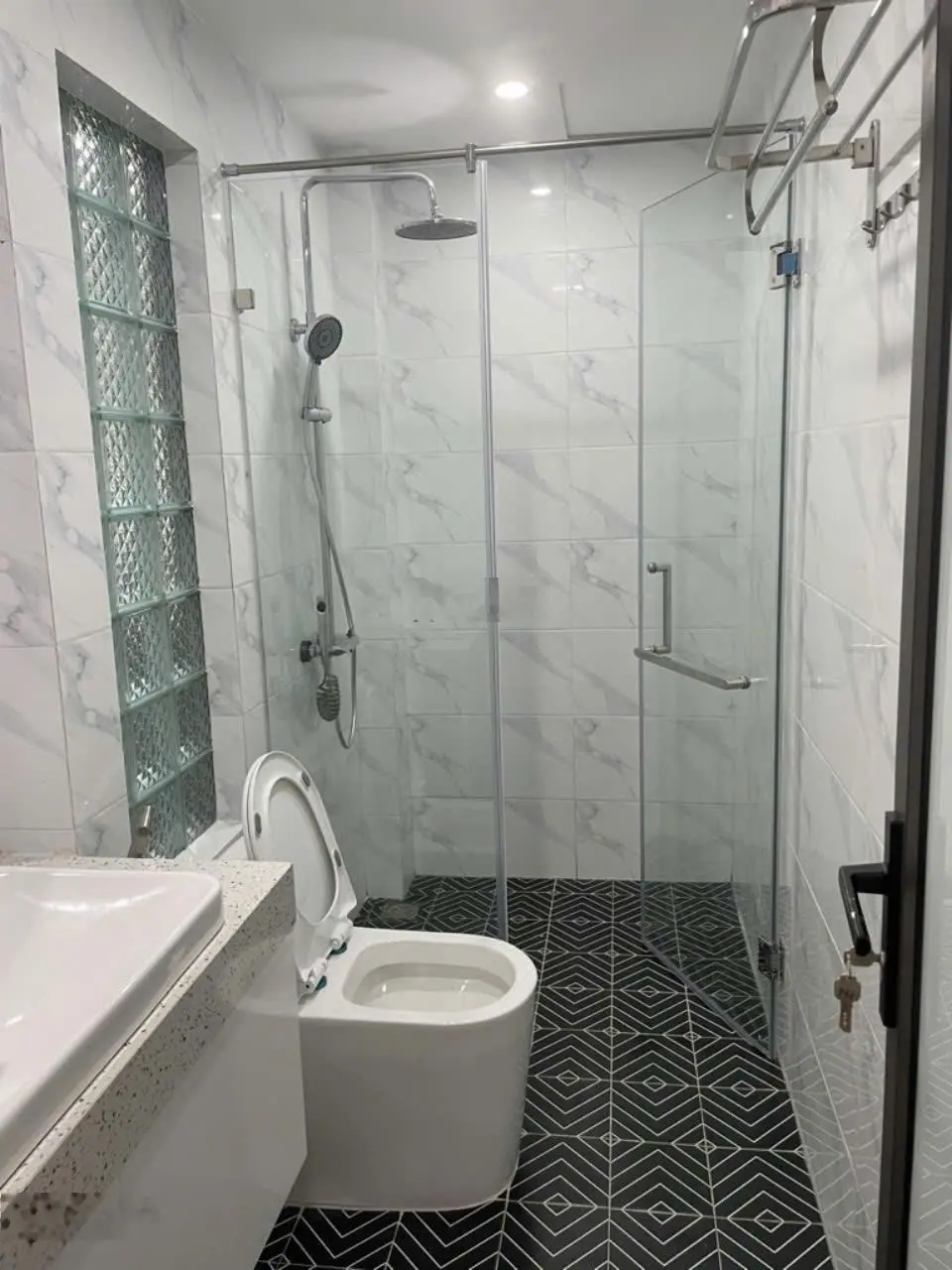 Nhà phố Cầu Vồng - Học Viện Tài Chính, nhà mới khu vực tập trung nhiều trường đại học