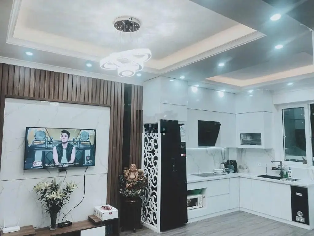 Bán căn hộ CC ngõ 622, Minh Khai, 76m, 2 ngủ, sổ đỏ, nội thất, 4,15 tỷ