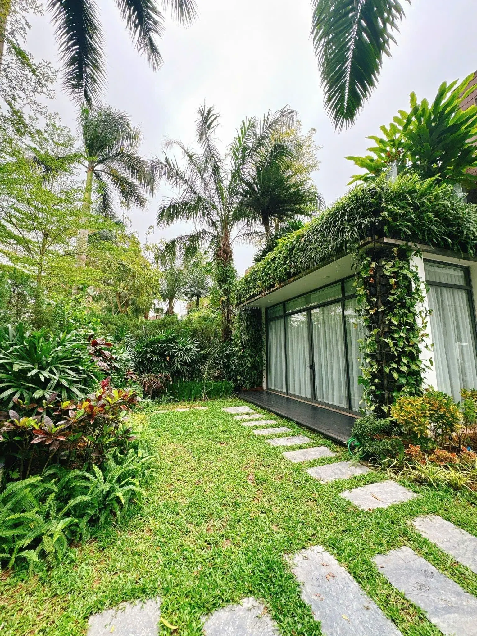 Bán BT hàng hiếm tại Flamingo Resort, Ngọc Thanh, Phúc Yên, 23 tỷ, 450m2