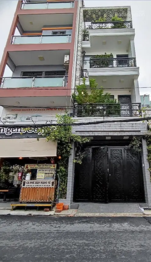 Mtkd cực đẹp-đối diện city land-chất lượng xd siêu đỉnh-1 phút tới lotte mart-4 tầng hẻm 8m, 11.xtỷ