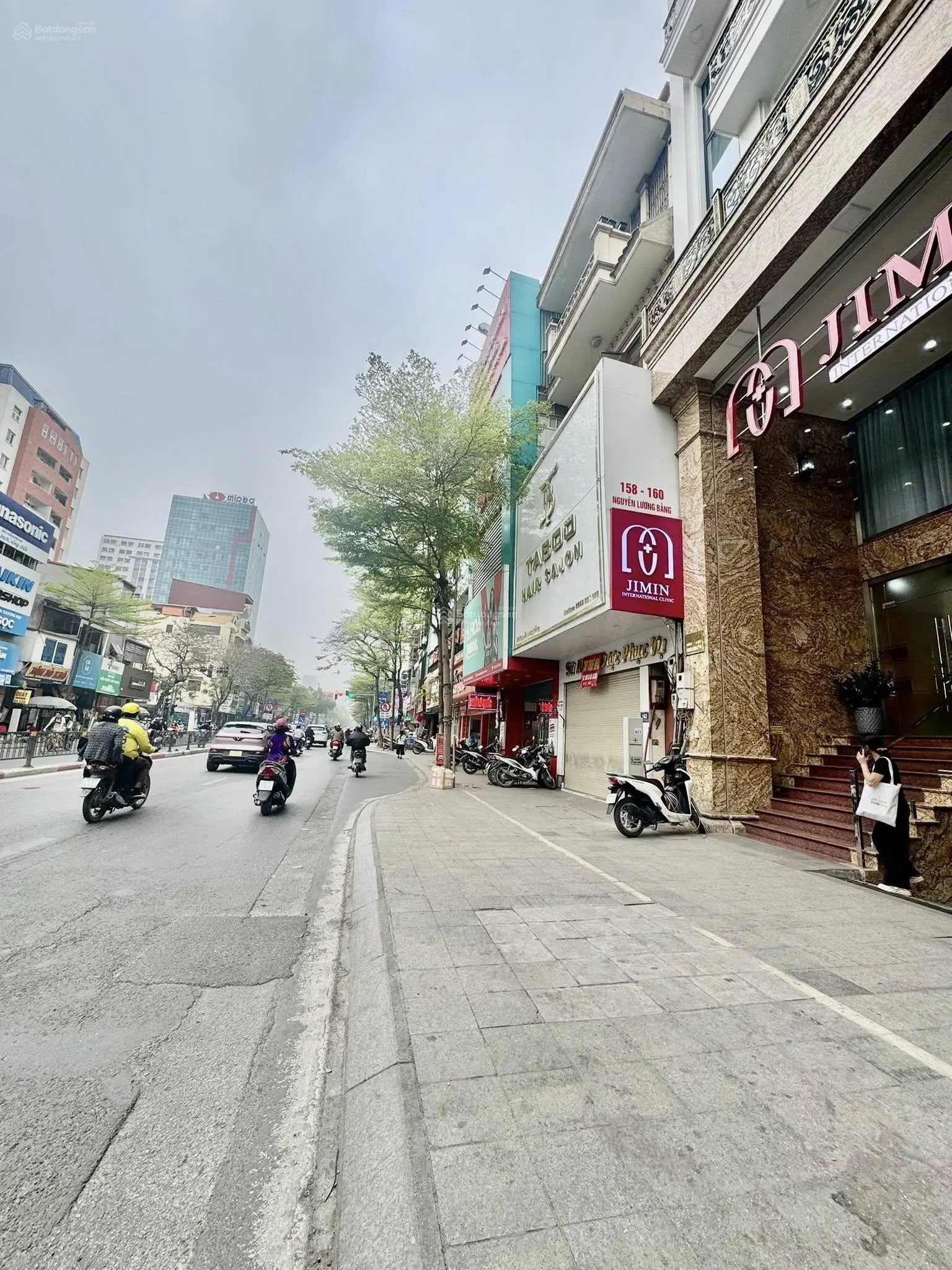 dẻ nhất khu vực bán nhà mặt phố nguyễn lương bằng -kd- đỉnh vỉa hè dt 112m 4 tầng giá chỉ 50 tỷ