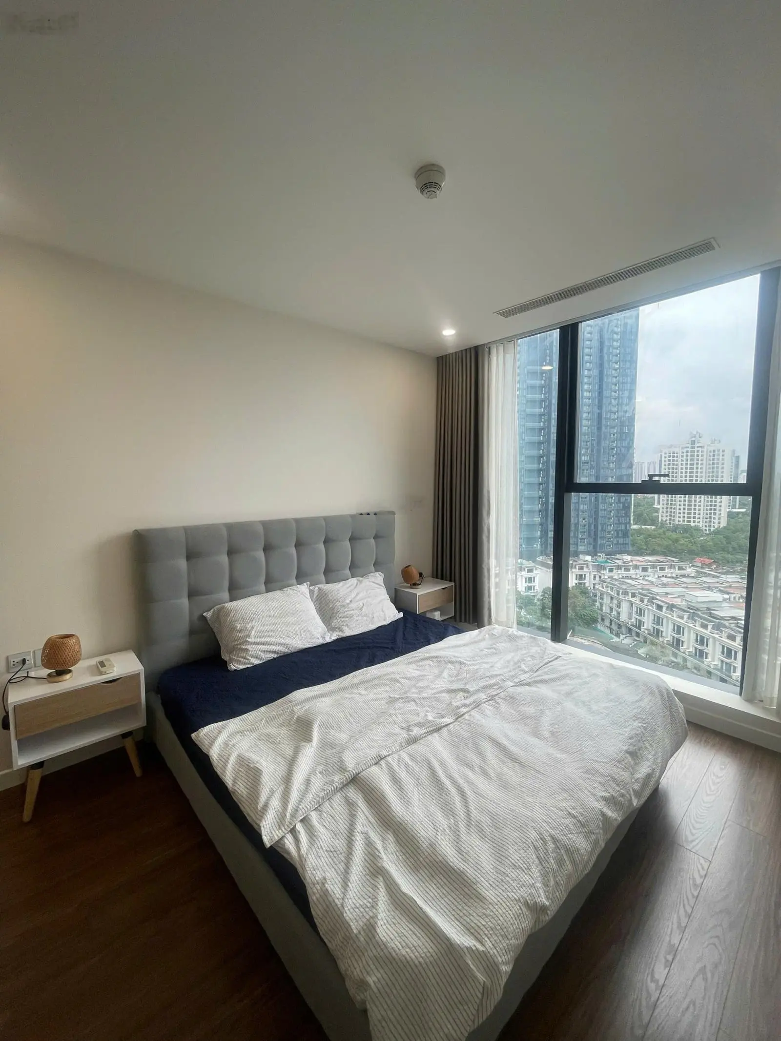 Bán 3 căn S3 11 103m2 và S2 01 98m2 3N view Phạm Văn Đồng tầng trung cao đẹp chỉ 7-7.2tỷ ở ngay