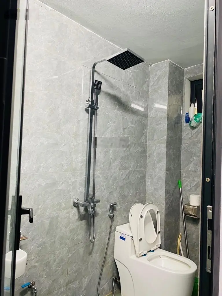 Bán gấp nhà 2 tầng 63m2, ô tô đỗ cửa giá 3,5tỷ (có thương lượng)