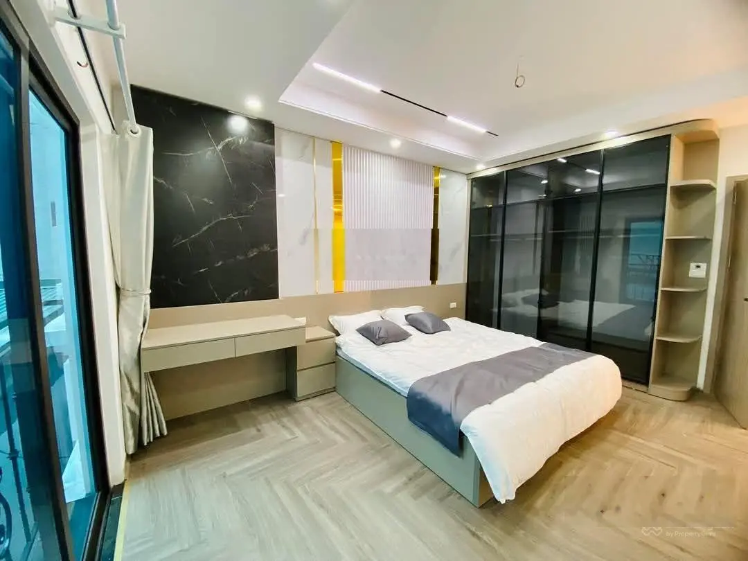 Bán nhà Xuân La - 40m2 - 6 tầng thang máy - ô tô sát nhà - gần Lotte - giá siêu rẻ