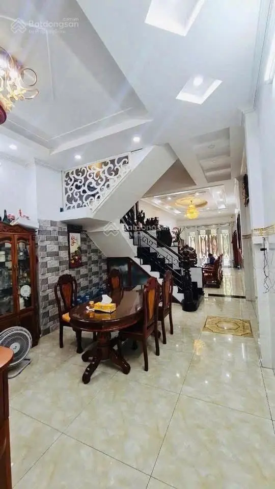 Bán nhà 1 trệt 2 lầu giá chốt 1 tỷ 1 Bình Phước, sáp nhập thành phố Đồng Nai