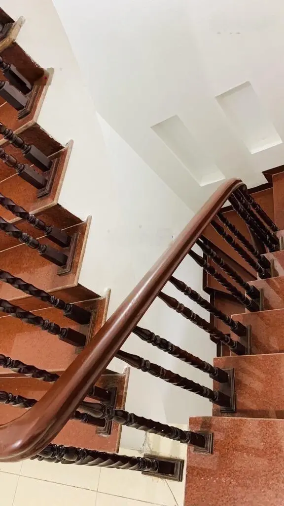 Bán nhà Ngõ 2 Ngọc Thuỵ 50m x 4T ở luôn, Lô Góc, oto tránh, vào nhà giá 7 tỷ 35 có TL.LH 0936 123 ***