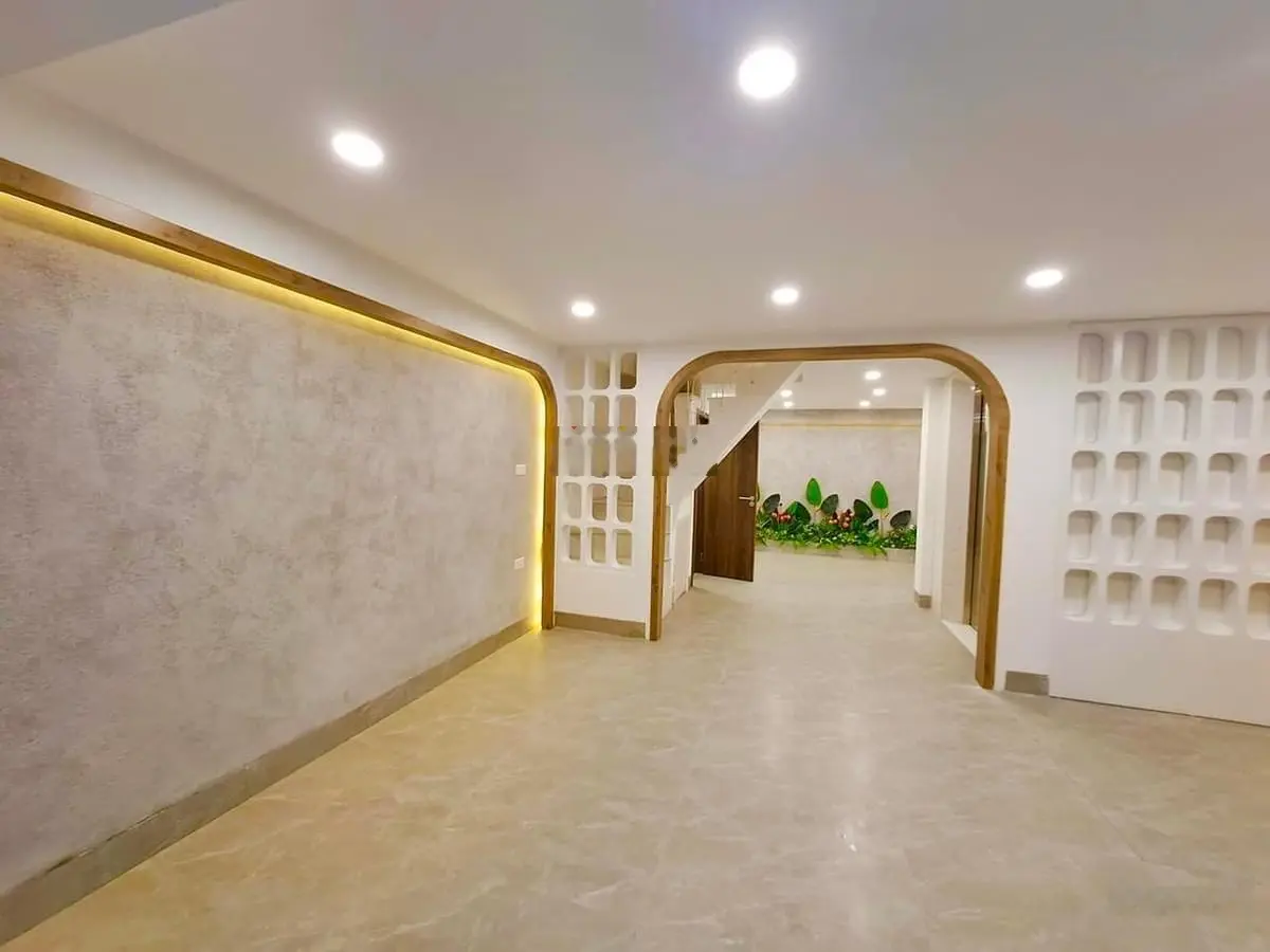 Bán nhà mặt phố Trường Chinh-Đống Đa kinh doanh siêu đỉnh ,ô tô dừng ngày đêm 45m2/5T/5.5mMT 23tỷ