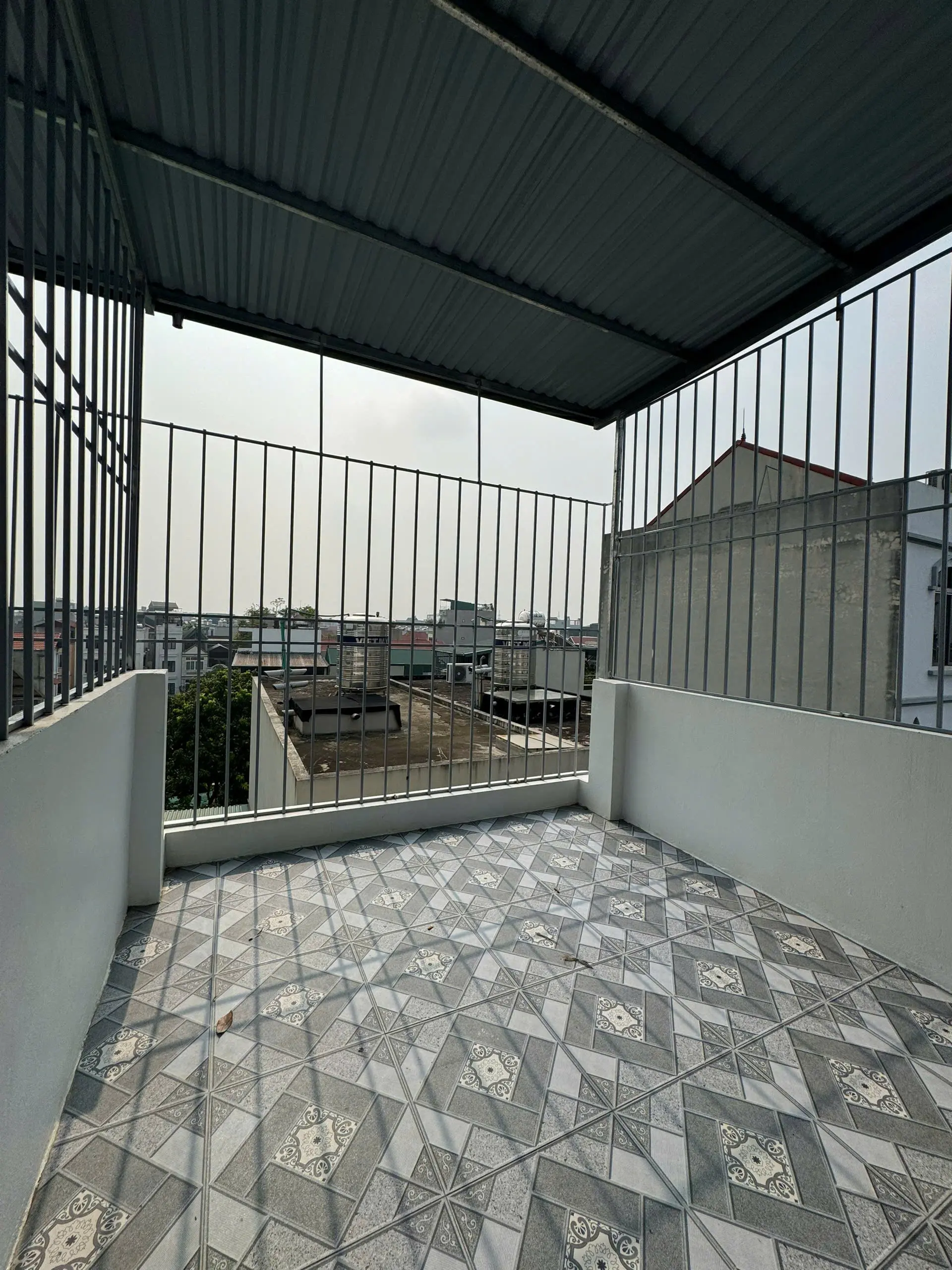 Bán nhà Yên Nghĩa 35m2 5 tầng lô góc đẹp full nội thất đến ở luôn ngõ rộng thoáng. Chỉ nhỉnh 3tỷ