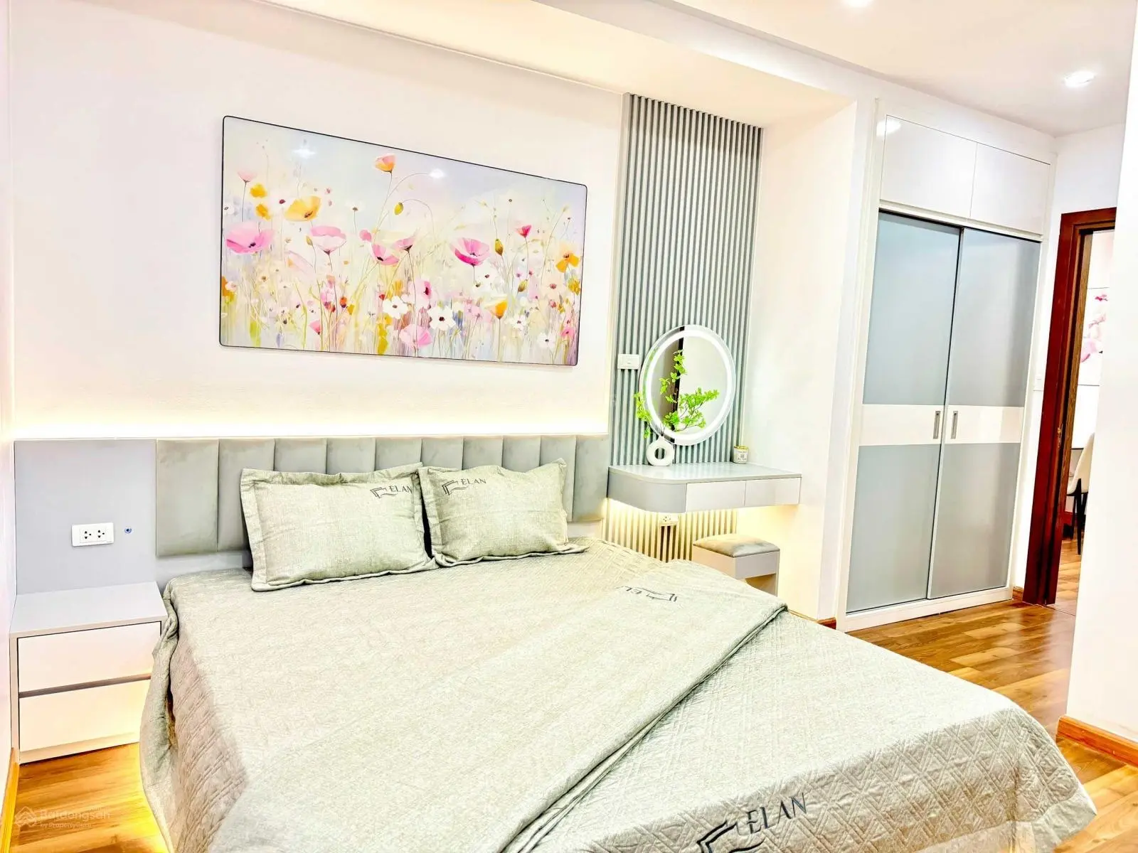 Bán căn góc đẹp 120m2(4PN 3VS),full NT, nhà đẹp chung cư C37 Bắc giá 5.5 tỷ, LH O975645309