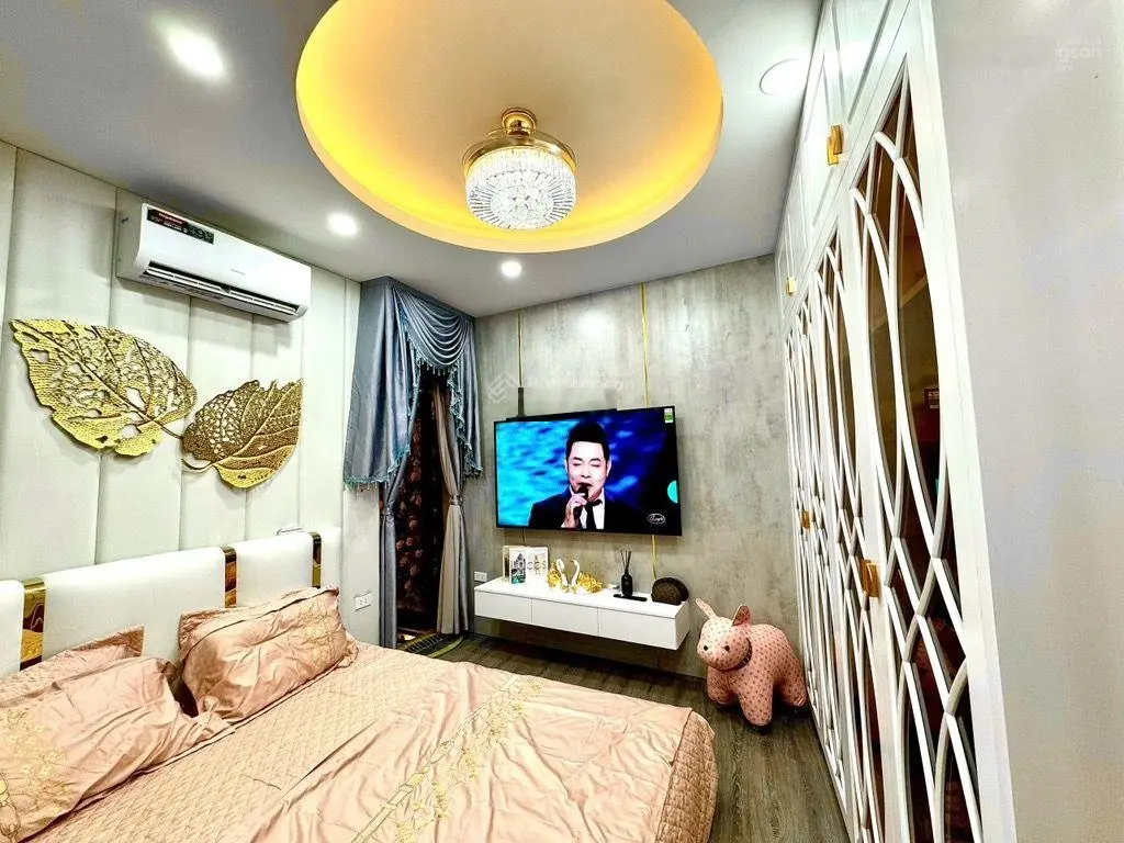 Bán nhà - phương mai - nhà đẹp - ở ngay - thang máy - full nội thất xịn xò - 35m- 4 tầng - 8.65 tỷ