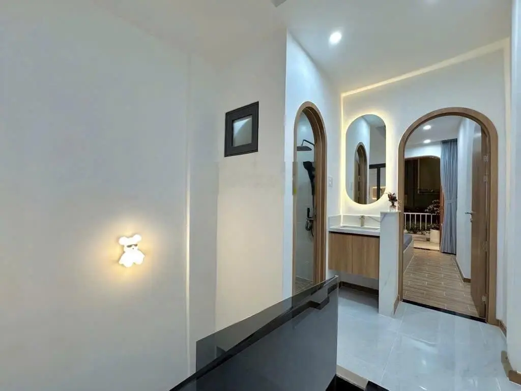 Bán nhà Tô Hiến Thành, Quận 10, DT 60m2, SHR, sẵn HĐ thuê, SHR