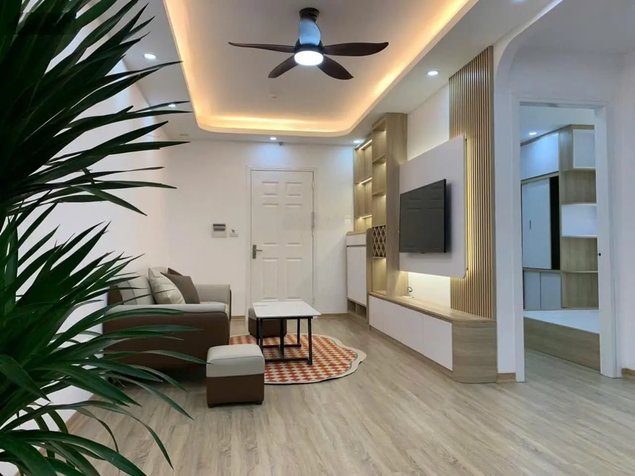 Bán gấp căn 72m2 - 2ngủ & 2 vệ sinh HH2 Linh Đàm Hoàng Mai. Lh: 0966 455 *** em Thuỷ