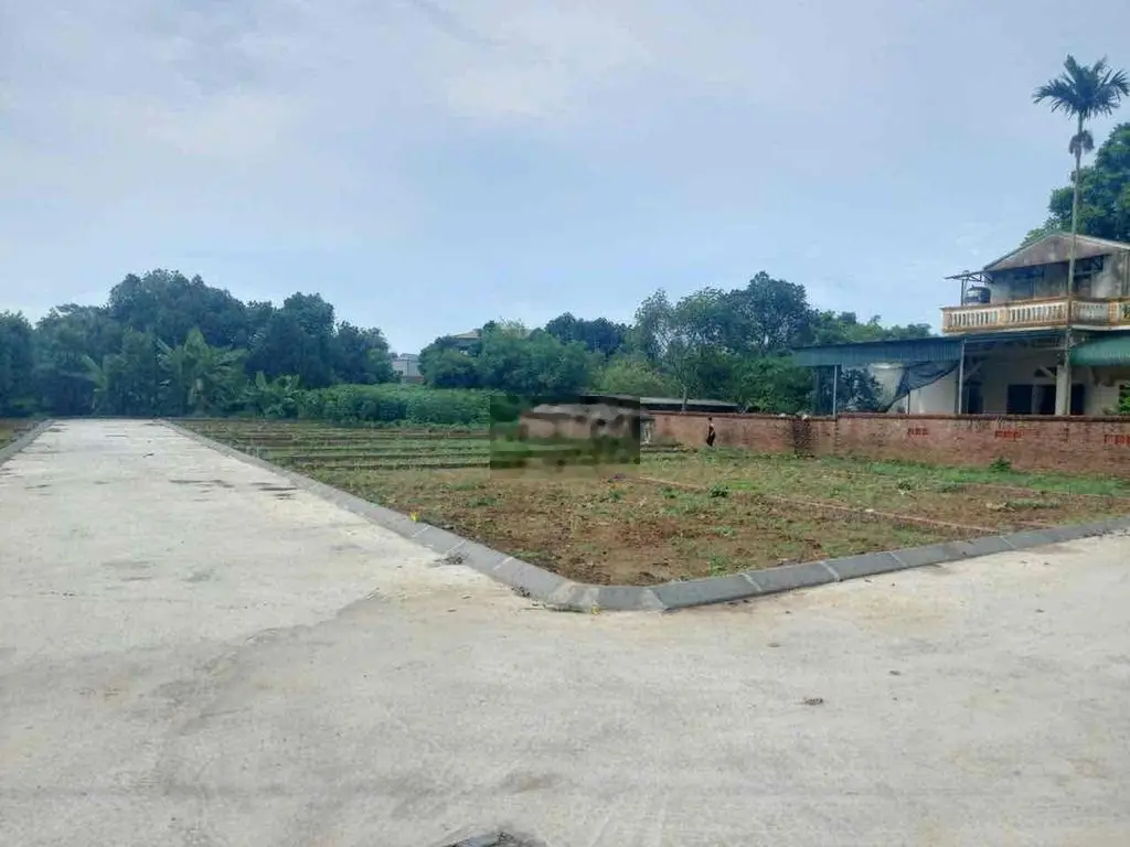 Bán nhanh lô góc 2 mặt tiền sát đh FPT giá rẻ hơn thị trường 5-6 giá