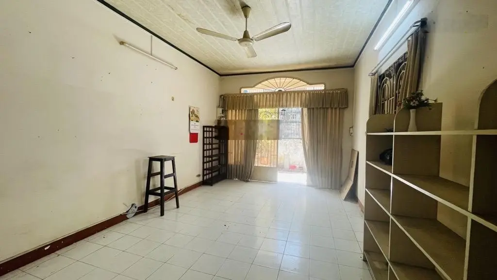 Nhà hẻm 129 Trương Công Định, 2 tầng 4.7x15m, 102m2 sàn, sổ hồng, 6 tỷ 450, khu Bàu Cát giàu có