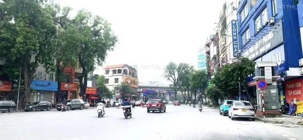 Bán đất tại Đường Láng, Đống Đa. Diện tích 84m2