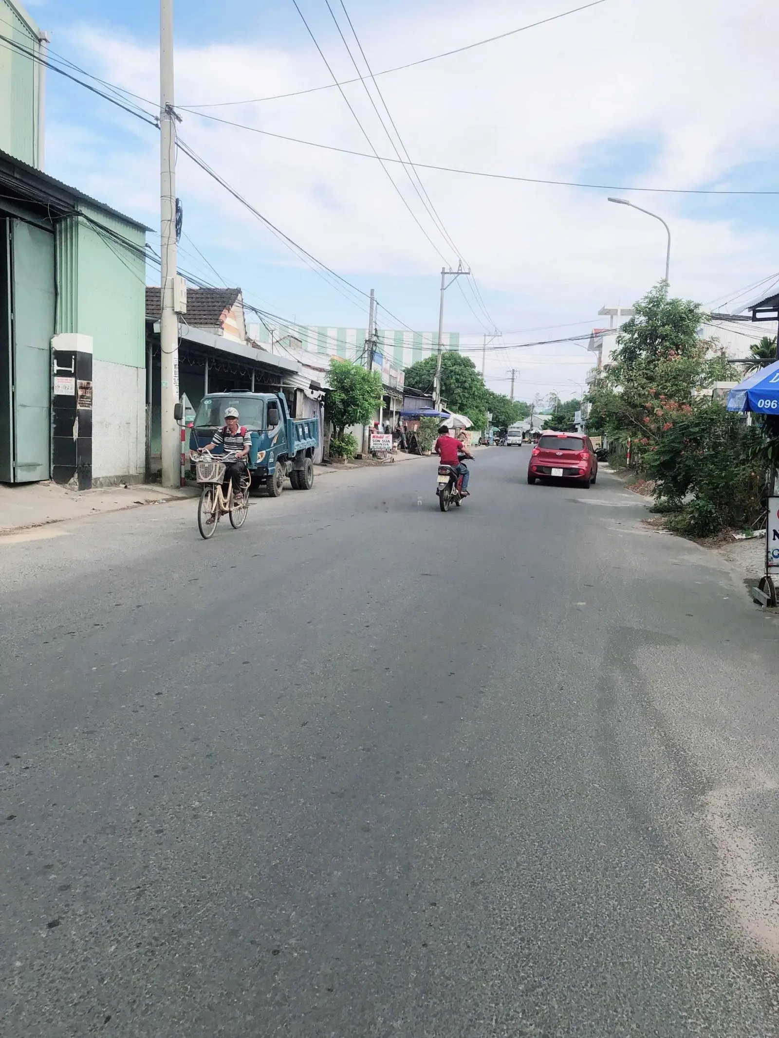 Lô đất cách Đà Nẵng 4km, DT 275m chia thành 2 lô liền kề_Gía chỉ từ 6xxtr/lô. LH: 0903 265 ***