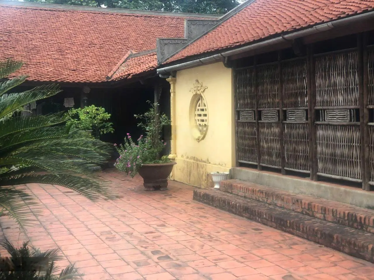 Bán nhà riêng đẹp tại thị trấn Hồ, Thuận Thành, Bắc Ninh, 12 triệu / m2, 811 m2. LH: 0826218668