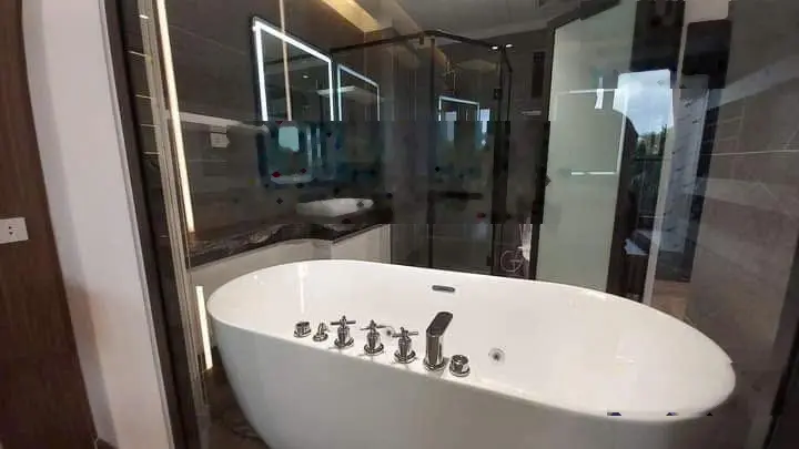 Bán nhà 7 tầng đường ô tô tránh phố Lâm Du - Bồ Đề, cách cầu Chương Dương 400m. Full nội thất