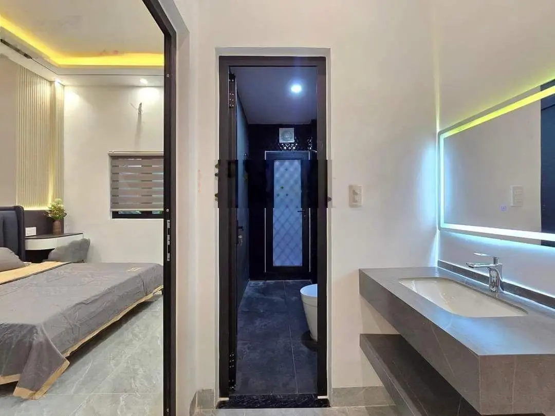 Chủ ngộp cần bán gấp nhà gần chợ Bình Chánh, 80m2, Bình Chánh, TP HCM, SHR