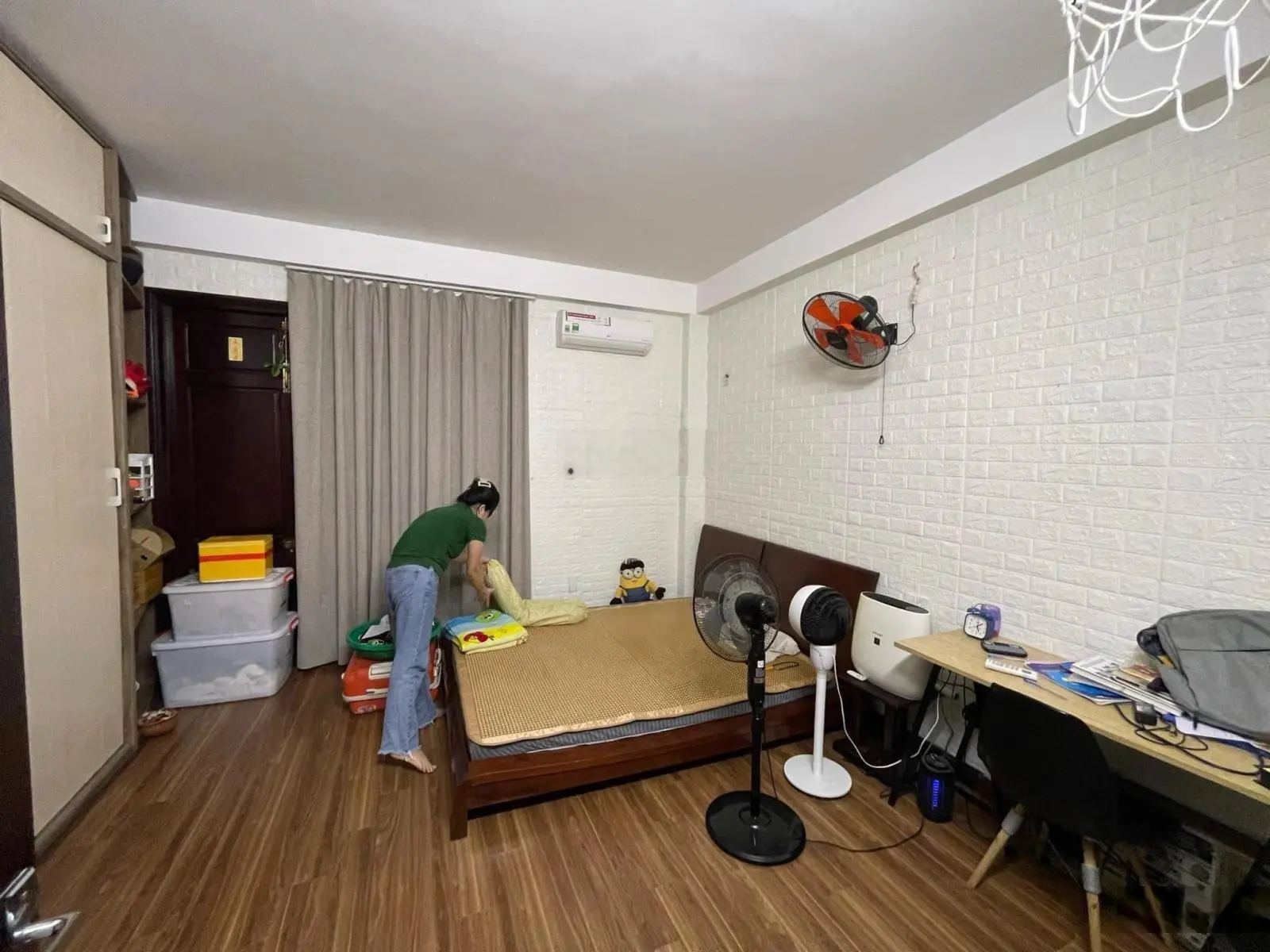 3 tầng đường 10m5 Sát Cách mạng tháng 8 chỉ 5ty950 có thương lượng