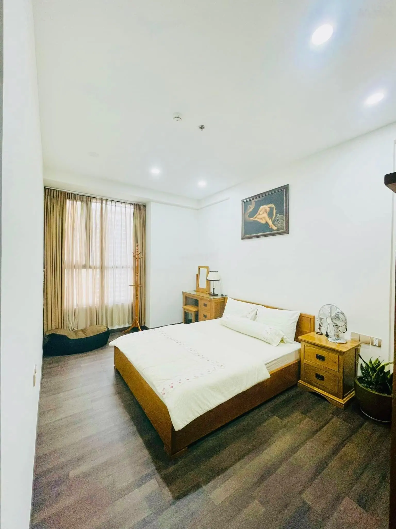 CHÍNH CHỦ BÁN CĂN HỘ WILTON NGUYỄN VĂN THƯƠNG 75M2 2 PHÒNG NGỦ VIEW LANDMARD THOÁNG MÁT GIÂ BÁN 1.9