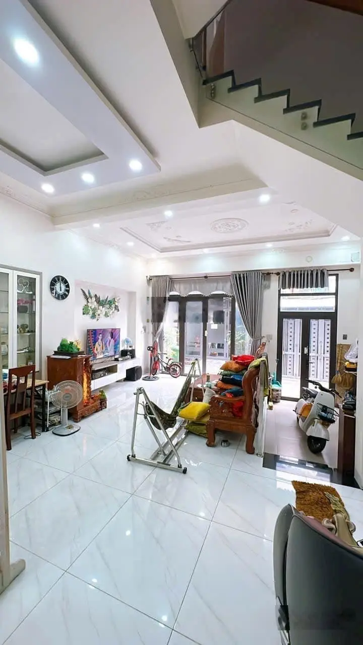 BÁN NHÀ Q4 SIÊU PHẨM MỚI ĐẸP 4 TẤM FULL NỘI THẤT DT 6*11 HIẾM CÓ KHÓ TÌM VỊ TRÍ ĐẸP CHỈ 7T290 TL