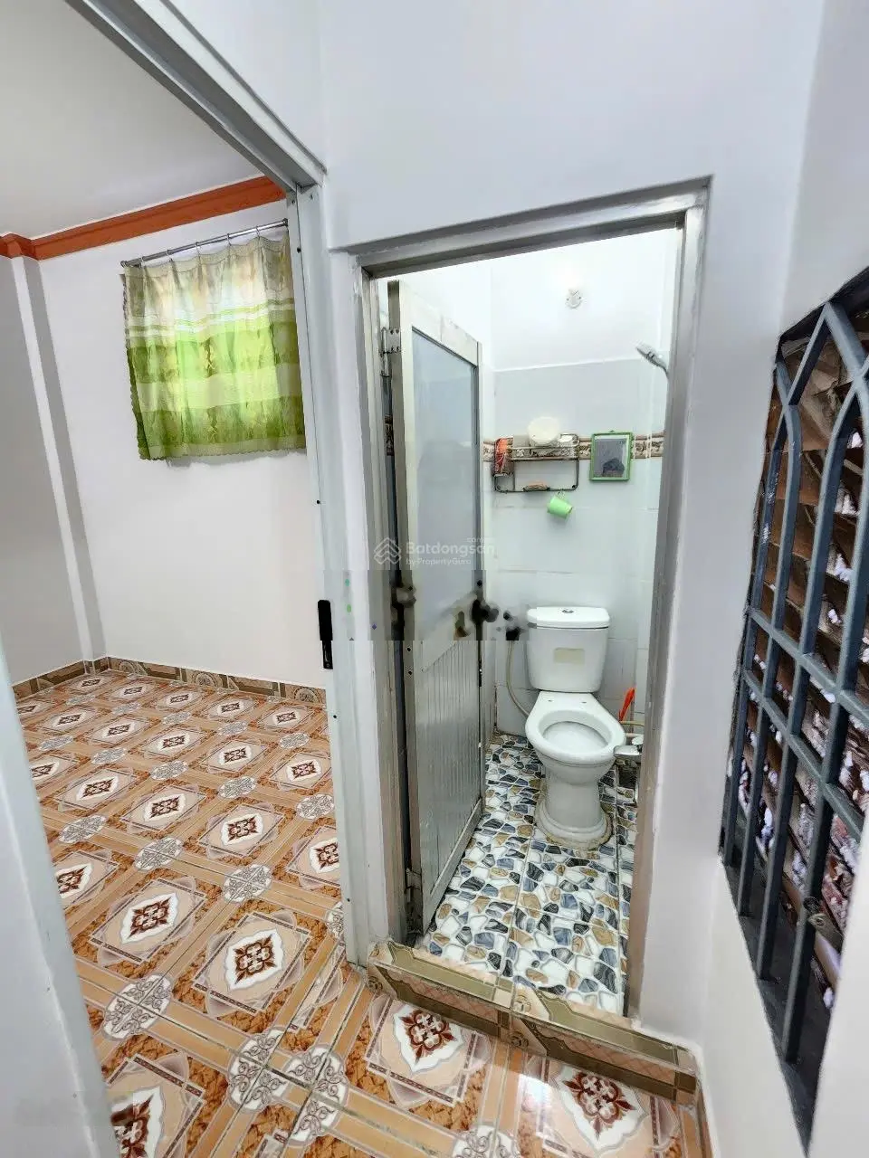 Nhà cấp 4 gác lửng, đường ô tô, rẻ nhất TP. Dĩ An