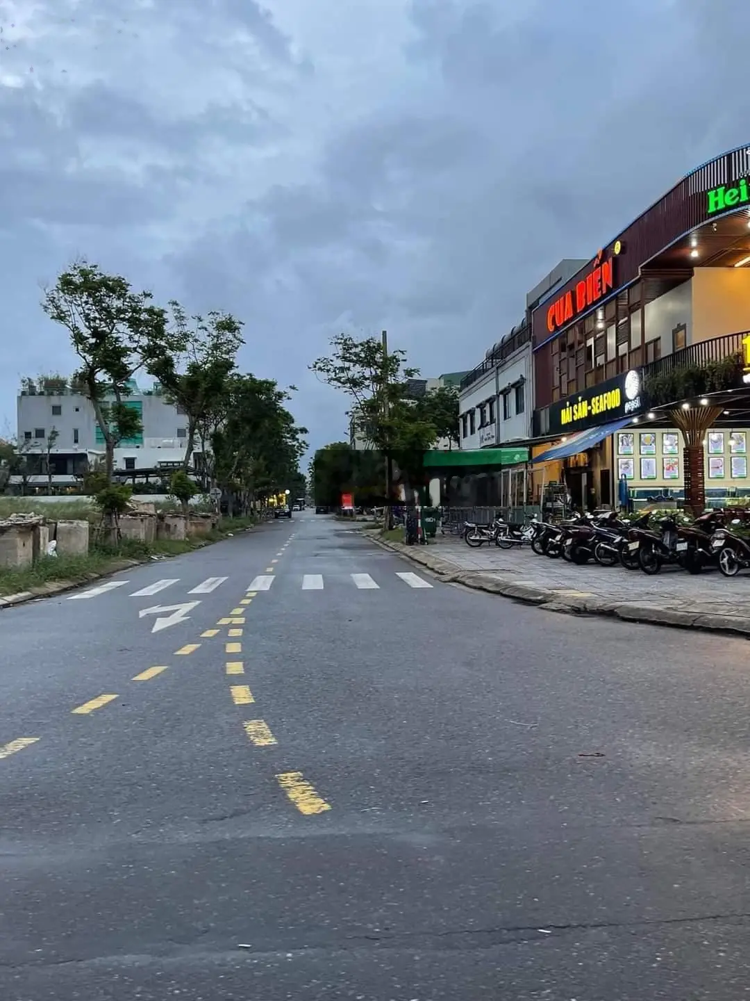 Bán MT Mỹ Khê 8 ngay bãi tắm Mỹ Khê, ngang 10m giá rẻ ghê
