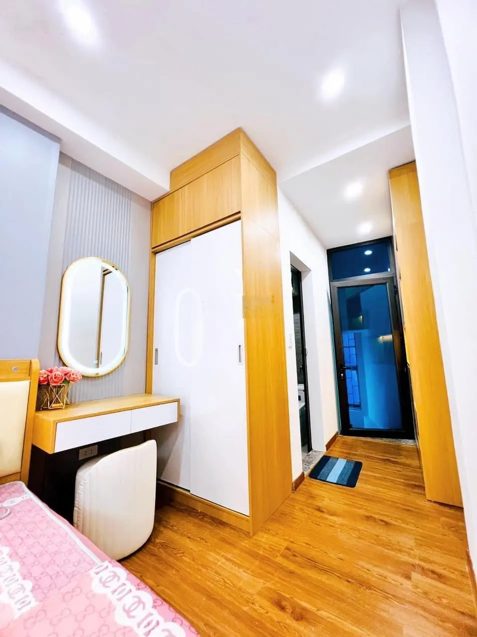 Nhà đẹp ở ngay_19m2*4 tầng_10m ra phố_mặt ngõ kinh doanh_full nội thất_khâm thiên_chỉ 3.7 tỷ