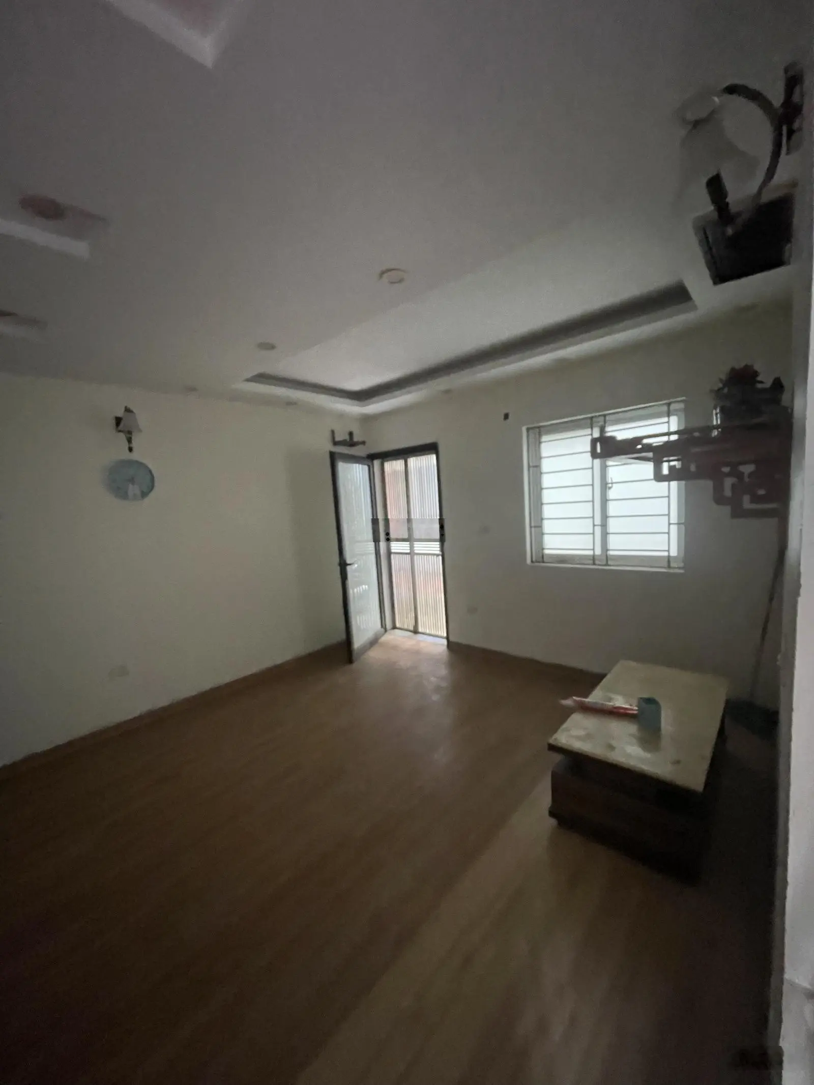Cc gửi bán nhà 2 tầng Đông Mỹ, 33m2, lô góc 2 mặt thoáng giá 2,55 tỷ