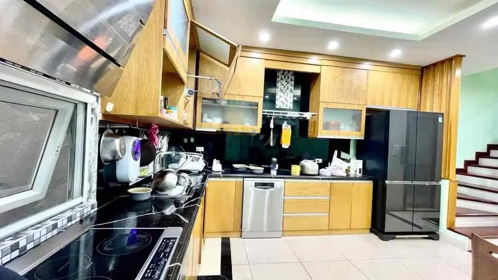 Bán nhà-ô tô 7 chỗ vào nhà-thang máy-cách cầu trắng 200M 8.6 tỷ