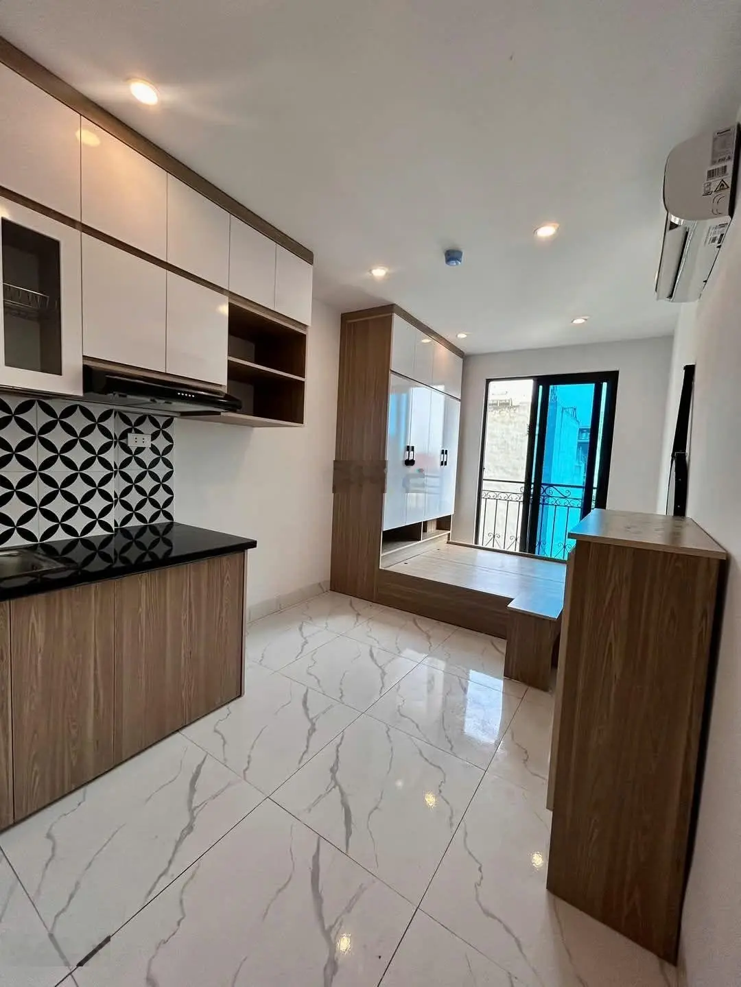 Bán CHDV Trần Cung 66m2 x 6 tầng lô góc 15P,kk,full nội thất cực thoáng GPXD, PCCC tiêu chuẩn