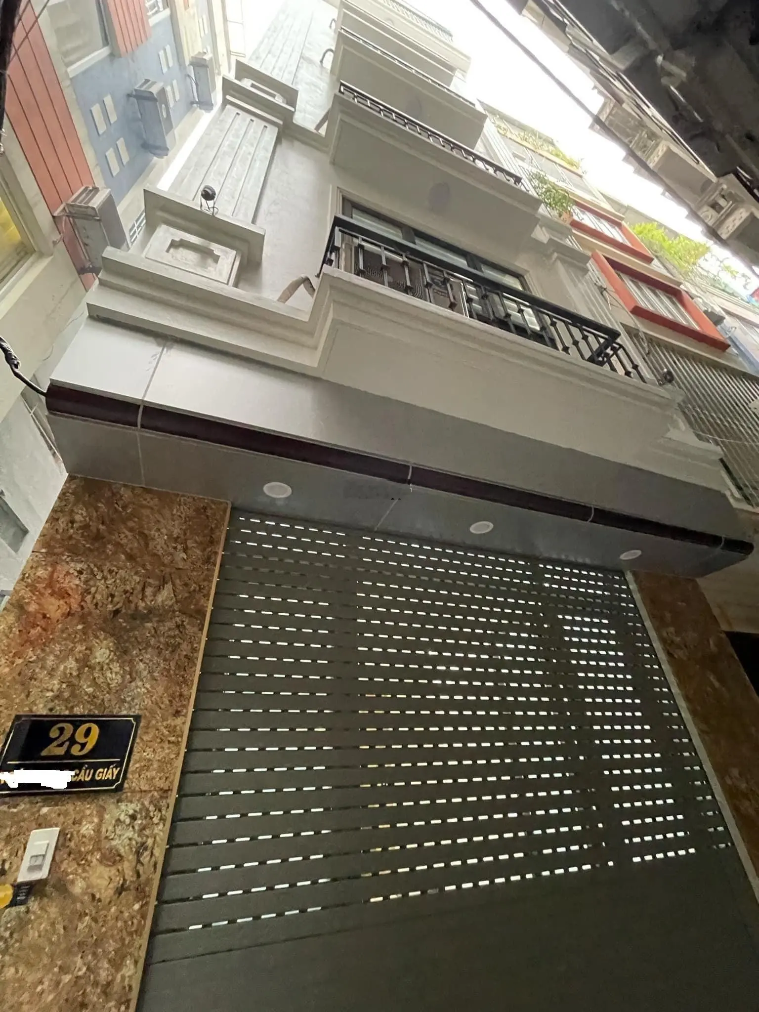 Bán nhà 155 Cầu Giấy, một ngoặt đến nhà xây mới thang máy 40m2 6 tầng, lô góc siêu thoáng hơn 10 tỷ