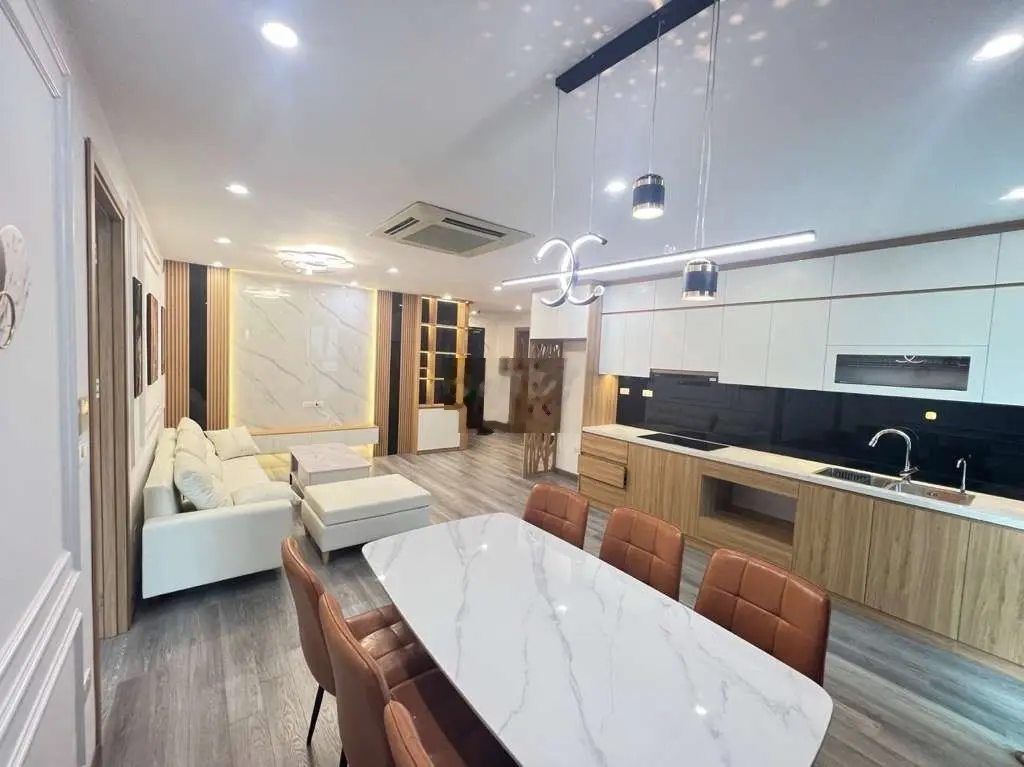 Golden Land - lô góc 3 ngủ full nội thất mới đẹp long lanh