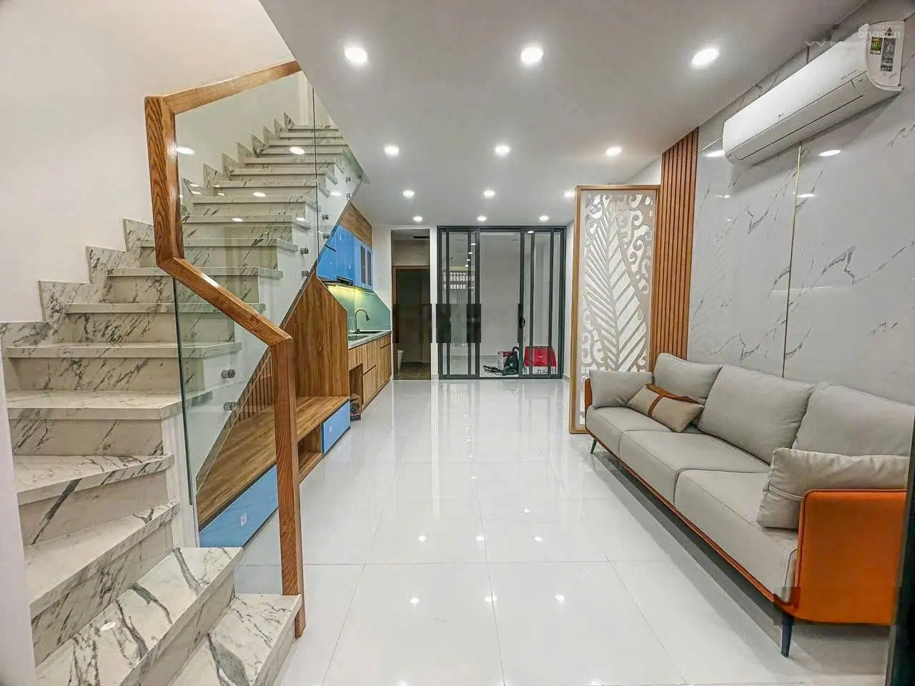 Nhà 2 Lầu Ngay Thuận Giao Thuận An Bình Dương Gía 2ty5