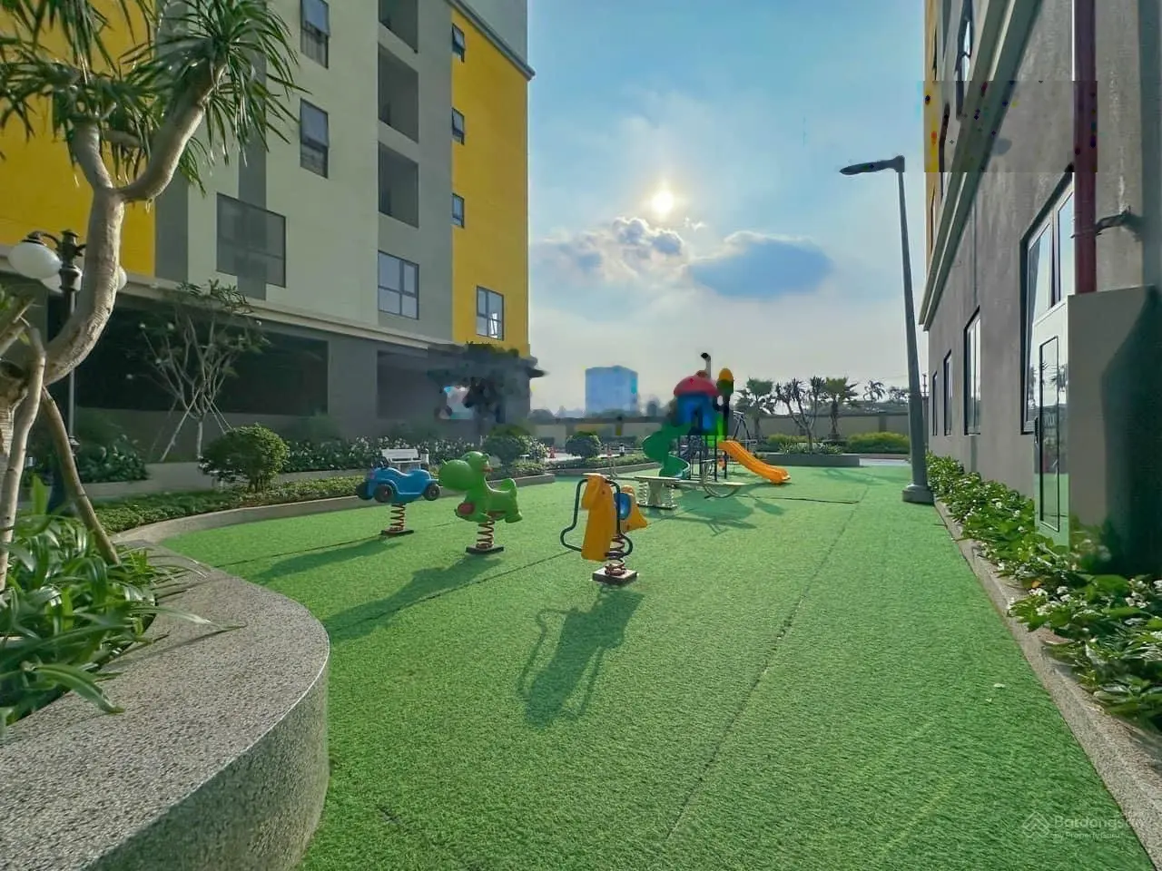 Chính chủ cắt lỗ - cần bán gấp 2PN 2WC - 51,33m2 - Bcons Plaza - Giá chỉ 1 tỷ 7 bao trọn thuế phí