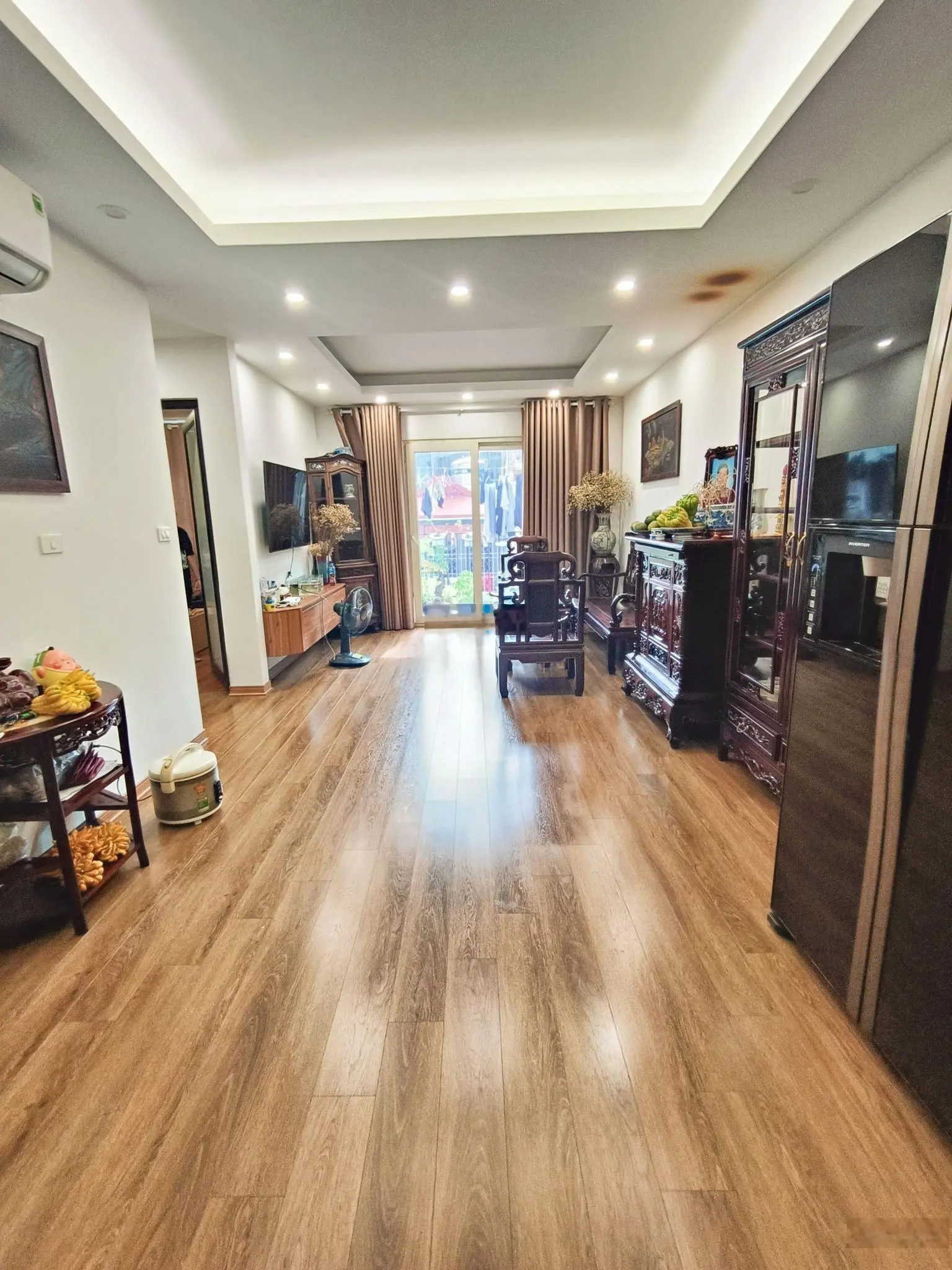 Bán căn hộ - Newtaco 467 Đường Bưởi, Ba Đình, DT 72m2, 2PN, giá nhỉnh 4 tỷ (giá TL)