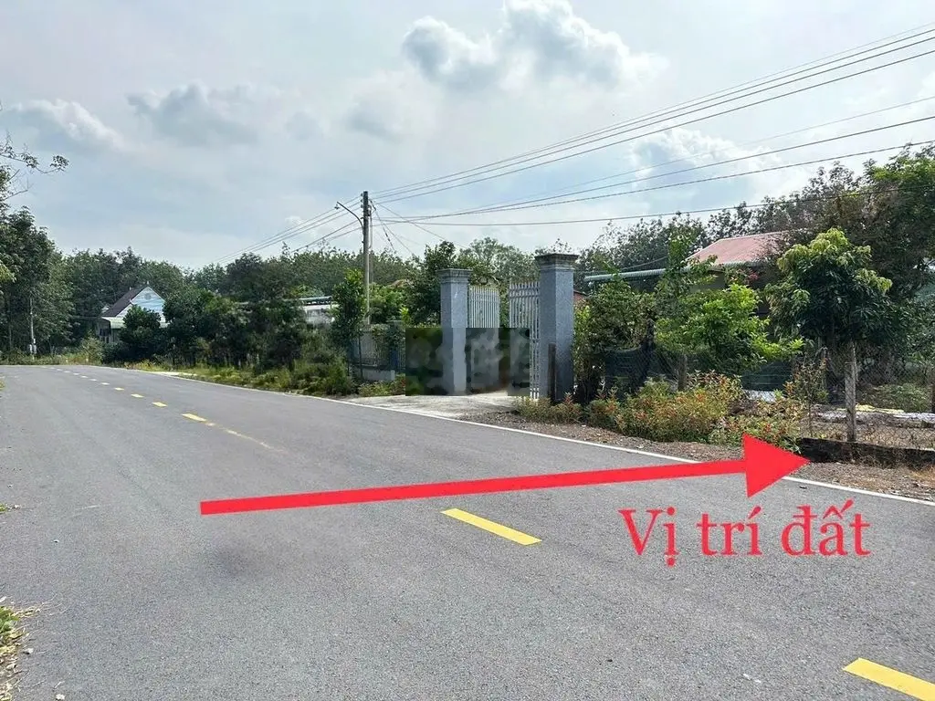 Bán gấp lô đất 1000m2 ngay tại thị trấn Dầu Tiếng, giá chỉ 900 triệu