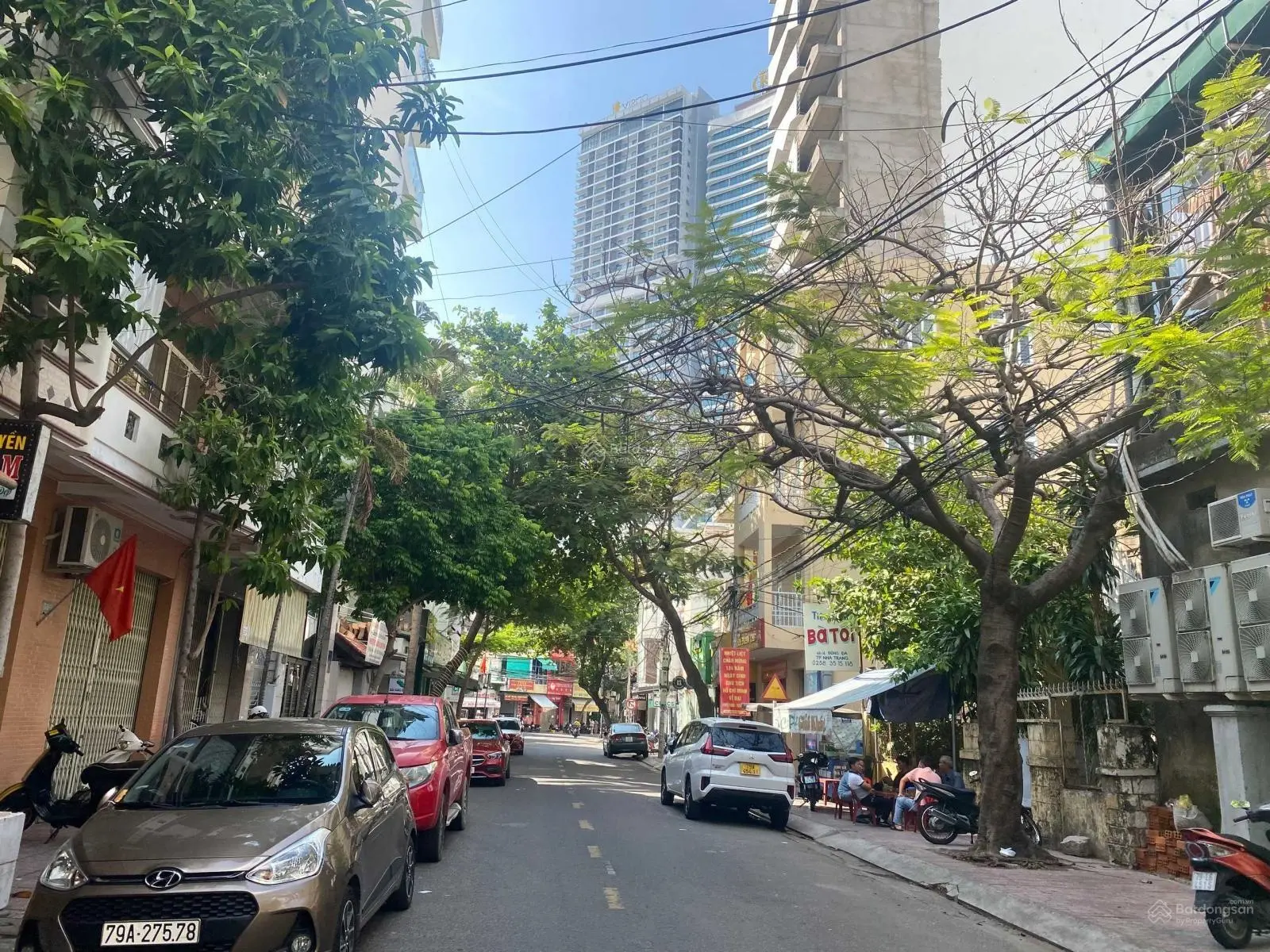 Một lô đất đẹp, vuông vắn ngang 9m duy nhất tại trung tâm khu bàn cờ TP. Nha Trang đường Đống Đa
