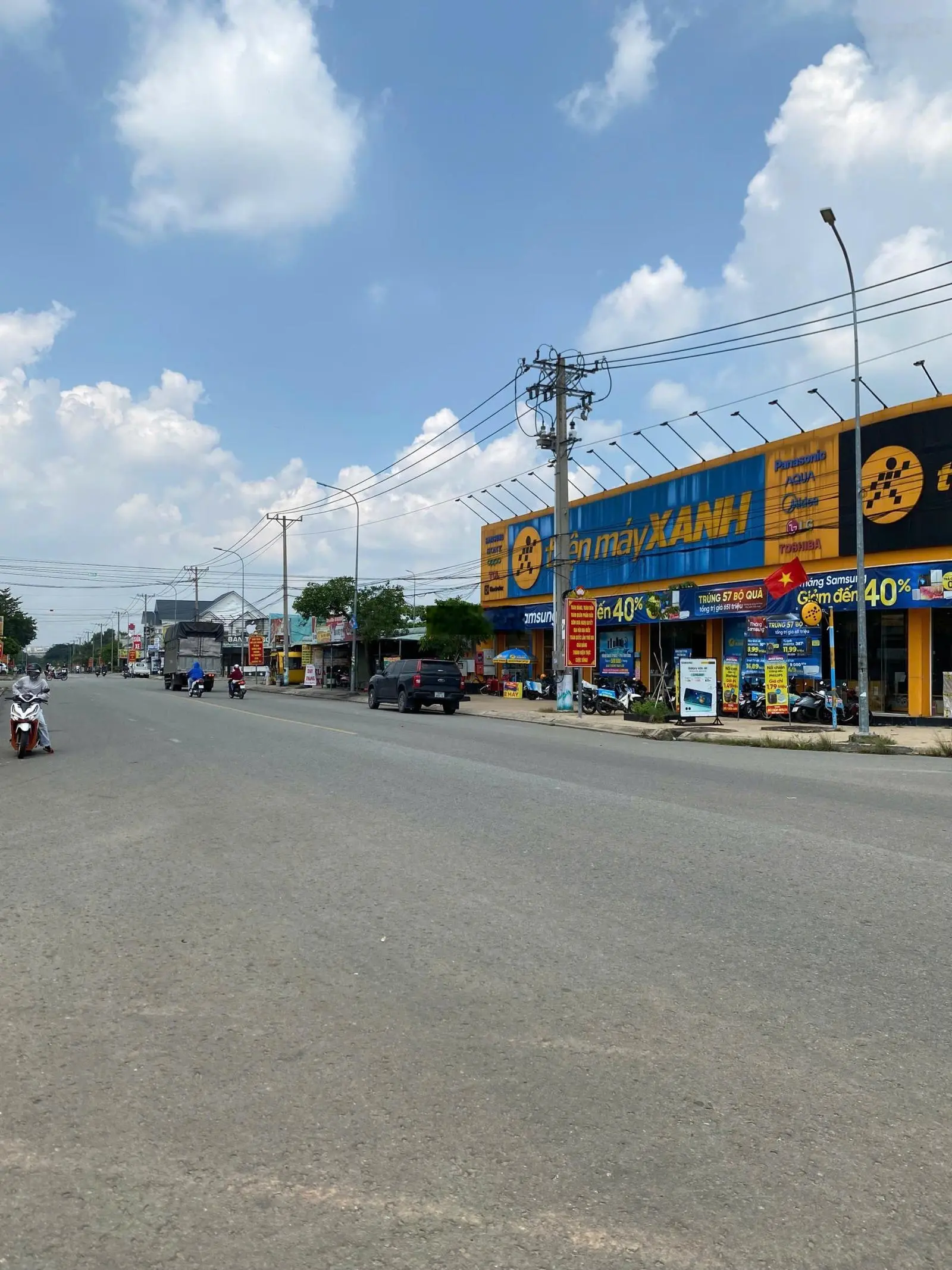 Becamex xử lý 10 nền 150m2 công nợ ngân hàng Vietcombank cặp 300m2