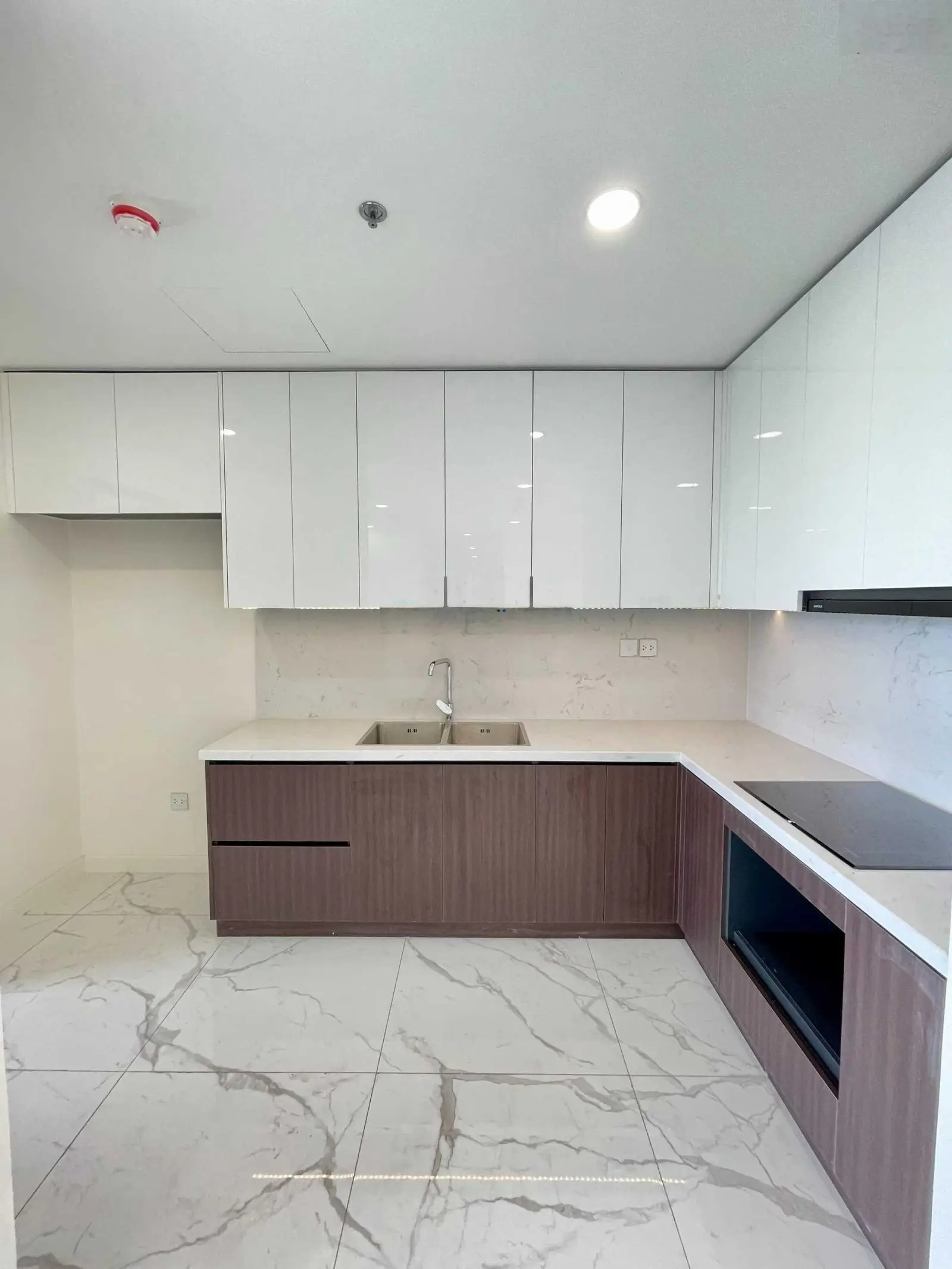 Rẻ nhất dự án chỉ: 6.5 tỷ cho căn 4 phòng ngủ rộng nhất Sunshine Sky City. Chỉ có duy nhất 1 căn