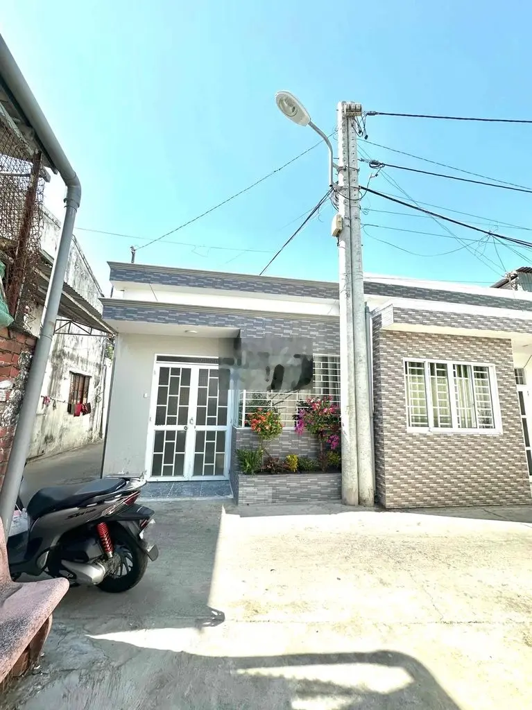 🏡🏡🏡 Mình chính chủ cần bán nhà góc 2 mặt tiền - Hẻm đường Nguyễn Thị M