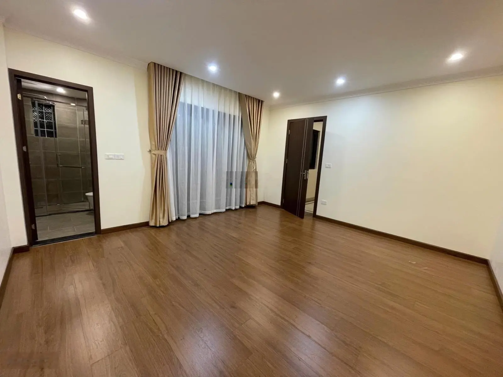 Nhà Giáp Ngoại Giao Đoàn, Xuân La 45m2, 6 Tầng Thang Máy, Lô Góc Ô Tô Tránh, Kinh Doanh. Nhỉnh 12Tỷ