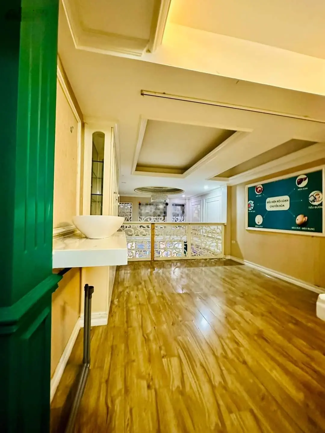 Bán nhà Kim Mã - Phân lô - 2 ôtô tránh - nhà đẹp - mở spa - kinh doanh - 36m2 - 6 tầng - 11 tỷ 4