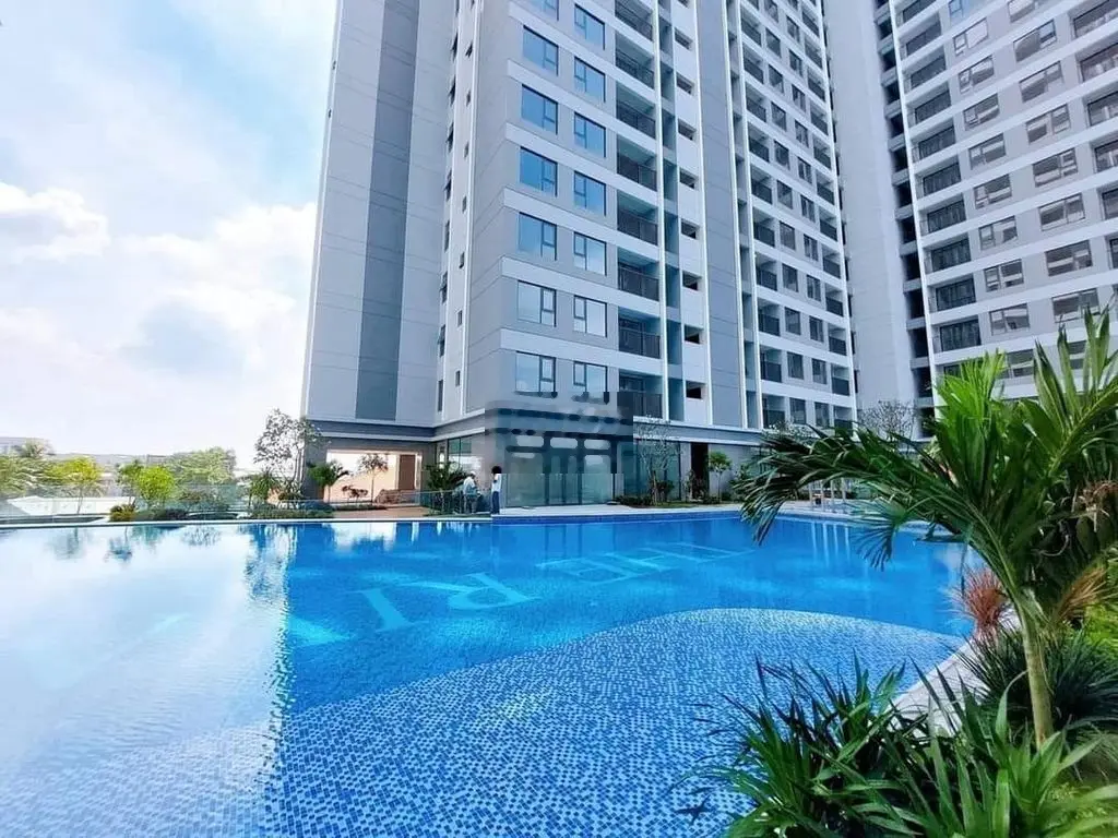 cần bán căn hộ 2pn view sông SG,thanh toán 870tr dọn vào ở ngay