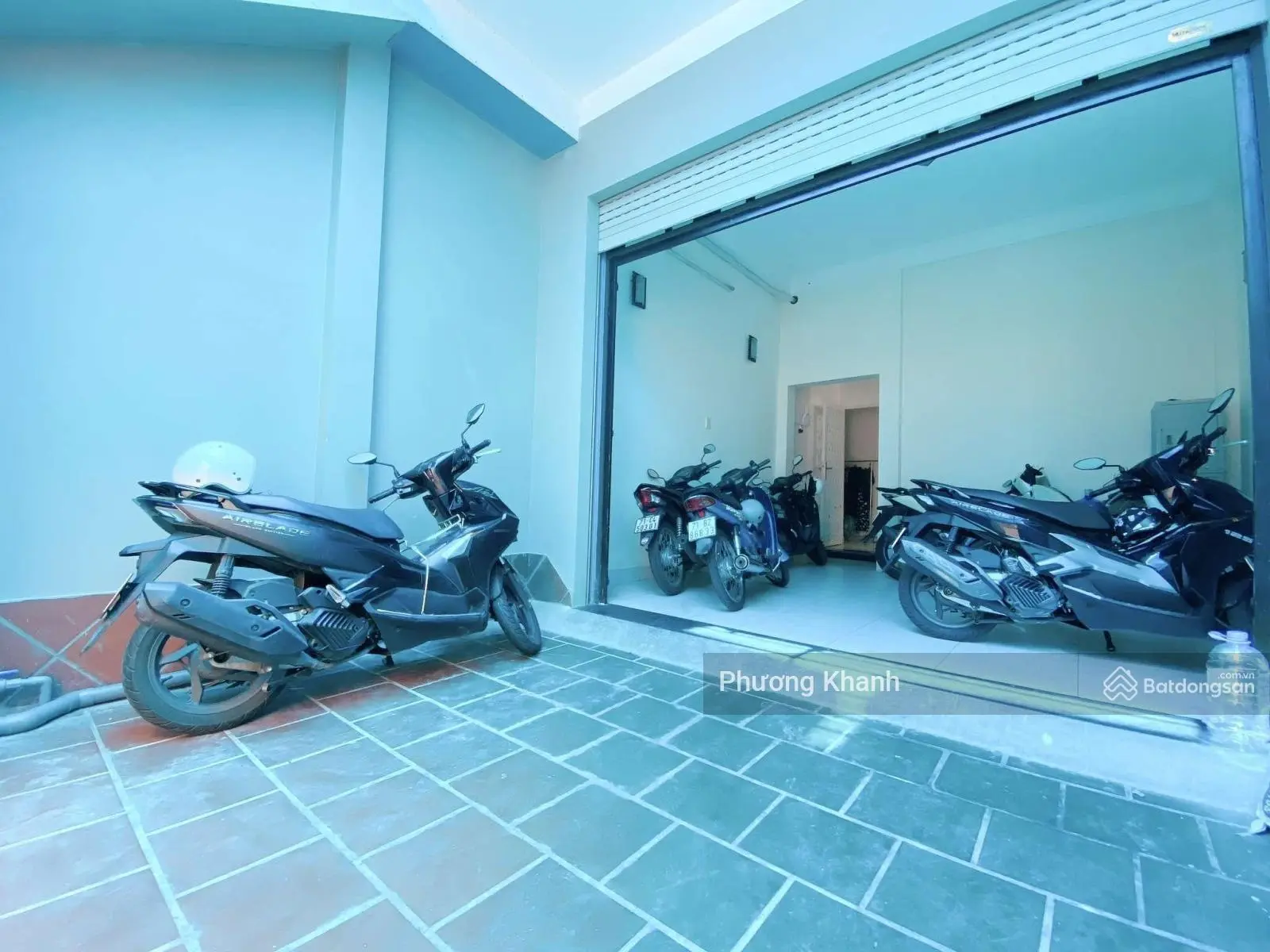 Chính chủ bán nhà hẻm xe hơi đường 3/2 Quận 10. DT 86m2 4 tầng nở hậu. Nhà đang cho thuê LN cao