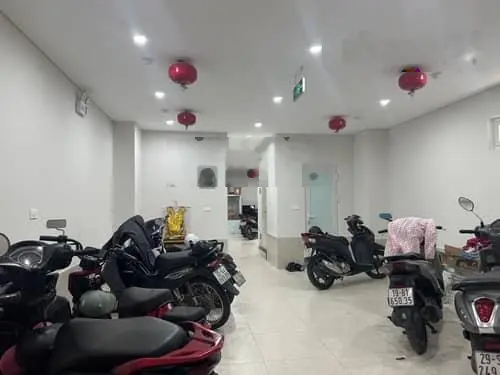 Đầu tư dòng tiền khủng, bán tòa ccmn chdv, apartment, 90m2 nhỉnh 20 tỷ Xuân Đỉnh, 4 thoáng, gần phố