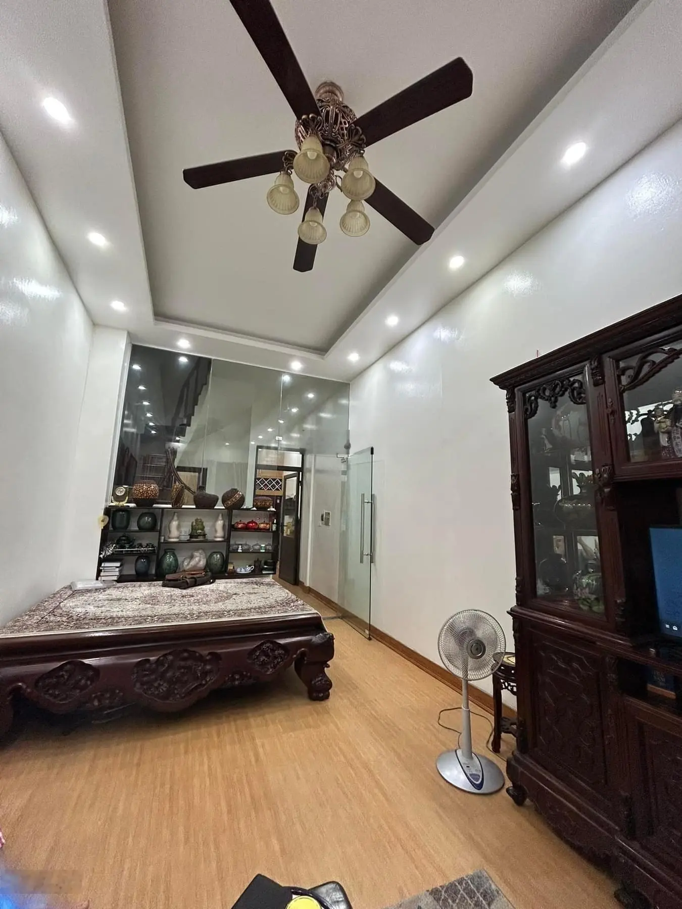 Cực hiếm, mặt phố KIM MÃ-BA ĐÌNH-HÀ NỘI, DT: 46m2 x 4 Tầng - MT: 3,6m / Giá : 24,85 Tỷ