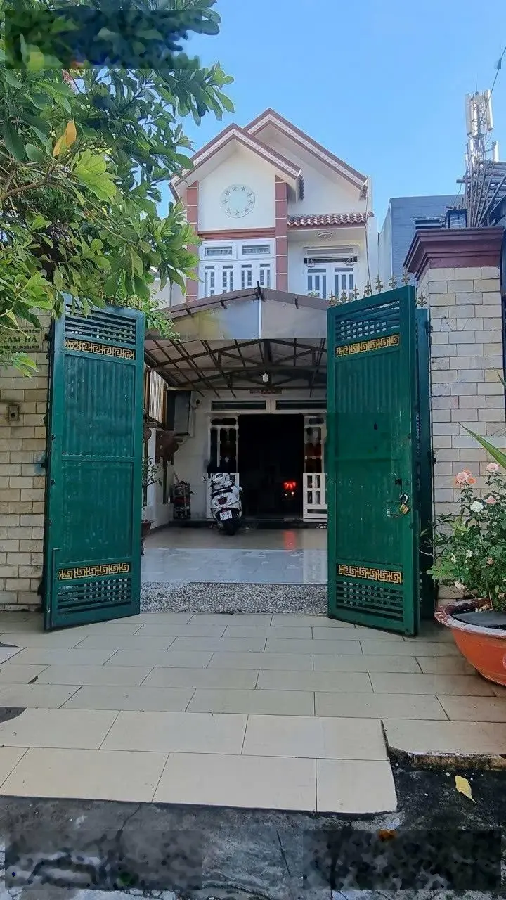 Cần bán gấp nhà 2 tầng đường 17 Bình Chiểu Thủ Đức gần chợ Khiết Tâm, 112m2 giá 7,1 tỷ TL