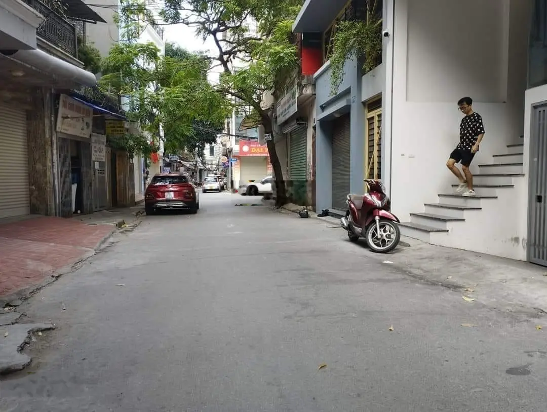 Bán nhà vip Trường Chinh Đống Đa - ngõ rộng thông, oto tránh - dân xây ở sướng 90m2x5T/5.5m MT 12tỷ